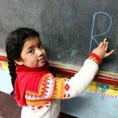 Timeline: EDUCACIÓN Y CURRICULUM  A NIVEL GUATEMALTECO Y MUNDIAL