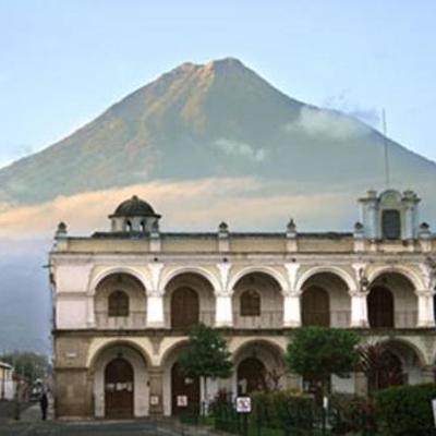 Timeline: Linea de tiempo hoteles en Guatemala