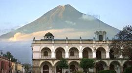 Timeline: Linea de tiempo hoteles en Guatemala