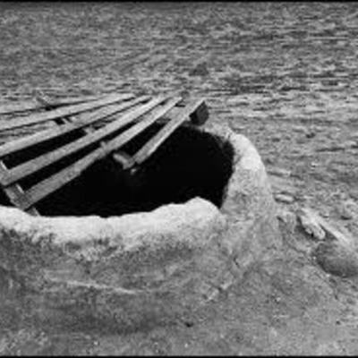 Timeline: El Pozo Y El Pendulo