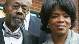 Timeline: '1954: Oprah was born on January 29,1954 in Mississippi to unmarried parents. Her father Vernon Winfrey was a coal miner. Her mother Vernita Lee was a housemaid.