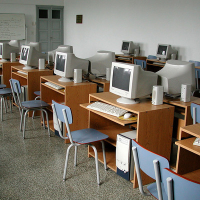 Timeline: Computadoras y escuelas en la Argentina