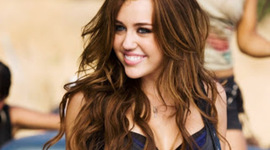 Timeline: Miley Cyrus: Looks a traves de los años.