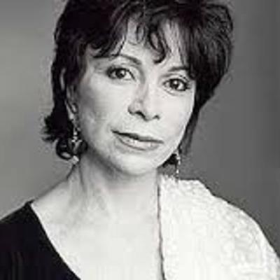 Timeline: Isabel Allende su historia