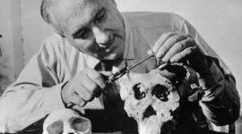 Timeline: Louis Seymour Bazett Leakey