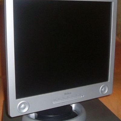 Timeline: flat srceen tv