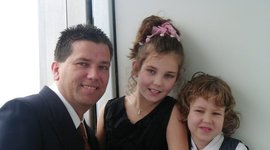 Timeline: Ellis Family