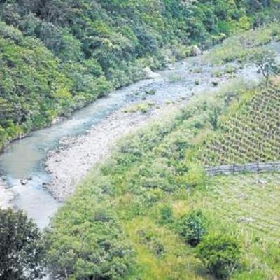 Timeline: Guacerique II, rostro de la lenta burocracia