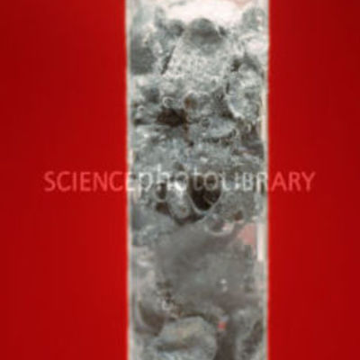 Timeline: Ácido clorhídrico con aluminio