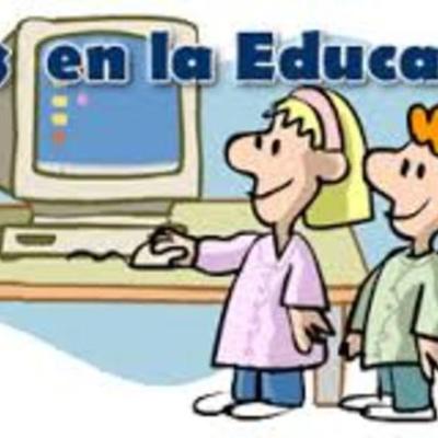 Timeline: FUNCIONES EDUCATIVAS DE LAS TICS