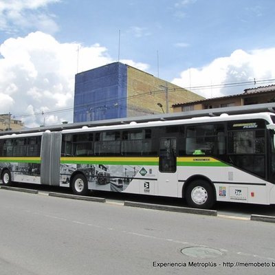 Timeline: METROPLÚS Y SU HISTORIA