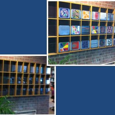 Timeline: display rack