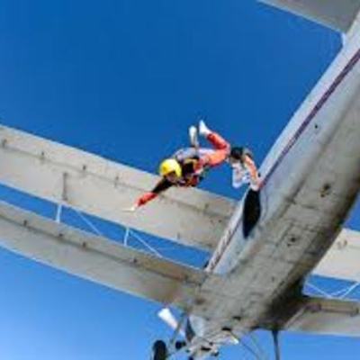 Timeline: Sky diving