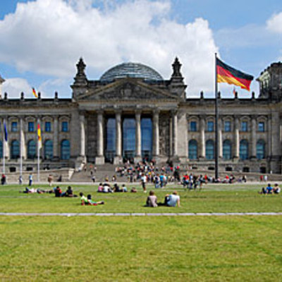 Timeline: The Unification of Bundesrepublik Deutschland