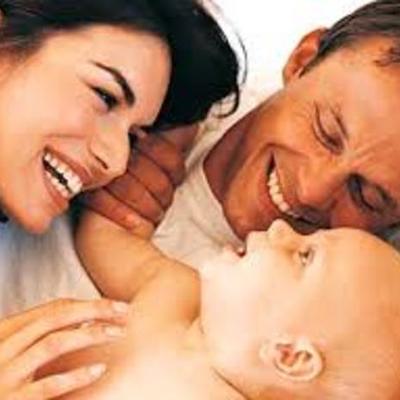 Timeline: EL DESARROLLO AFECTIVO-SOCIAL DE LOS 0 A LOS 5 AÑOS