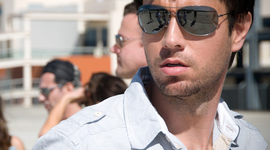 Timeline: La Vida de Enrique Iglesias