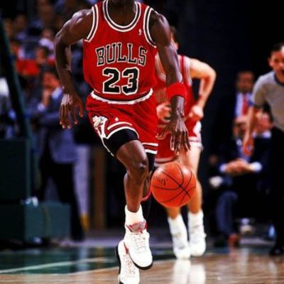 Timeline: The Story of Micheal Jordan