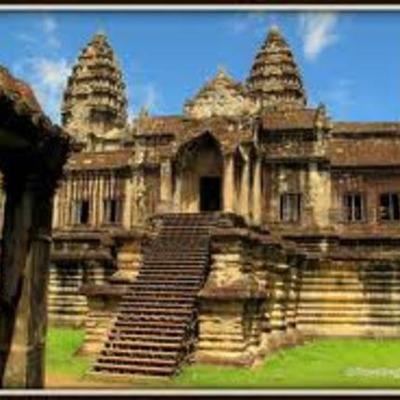 Timeline: Khmer Empire (770-1431)