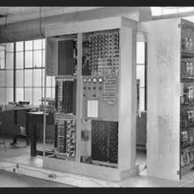 Timeline: hitoria del computador