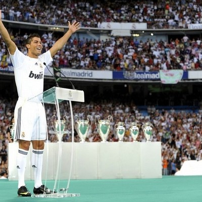 Timeline: Biografia de Cristiano Ronaldo