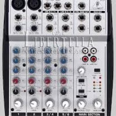 Timeline: Consola Analoga