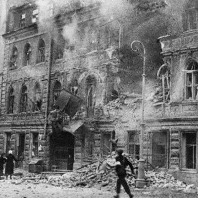 Timeline: I & II Guerra Mundial