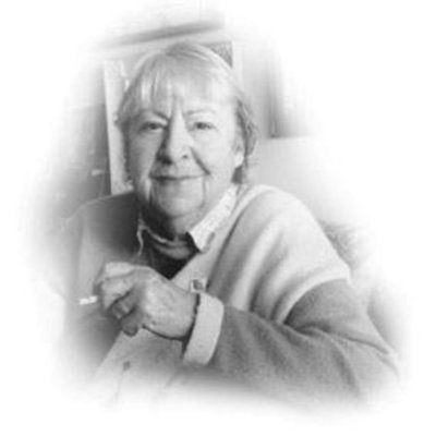 Timeline: Biografía de Gloria Fuertes