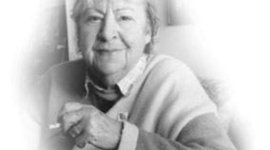 Timeline: Biografía de Gloria Fuertes