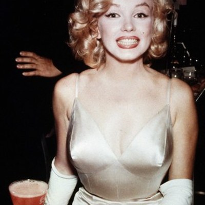 Timeline: Marilyn Monroe