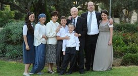 Timeline: משפחה ועם