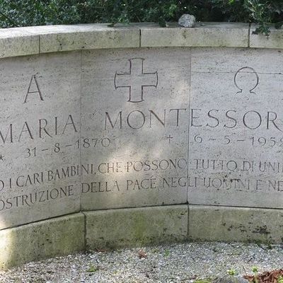 Timeline: Maria Montessori Live