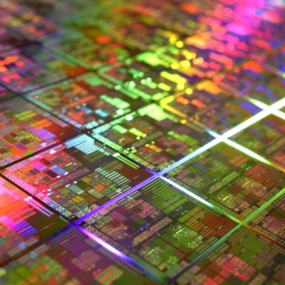 Timeline: Evolución de dispositivos básicos en la construcción de las computadoras.