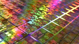 Timeline: Evolución de dispositivos básicos en la construcción de las computadoras.