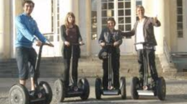 Timeline: les inventions liées à l'évolutiondes parcours touristiquesaudio guidés