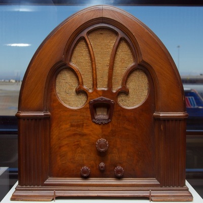 Timeline: old radio