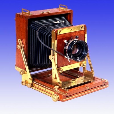 Timeline: HISTORY OF PHOTOGRAPHY