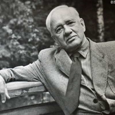 Timeline: Корней Иванович Чуковский