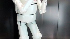 Timeline: Los Robots