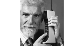 Timeline: History of Mobile Phones