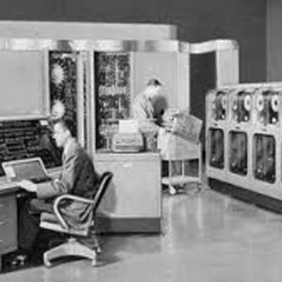 Timeline: Avance y desarrollo de la tecnología.