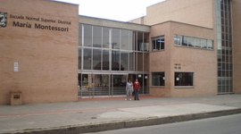 Timeline: FORMACIÓN EN EL CONTEXTO DE LA EDUCACIÓN INSTITUCIONAL