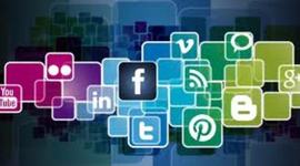 Timeline: Redes Sociales