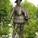 Sir walter raleigh statue1