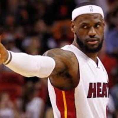 Timeline: La Vida De LeBron James