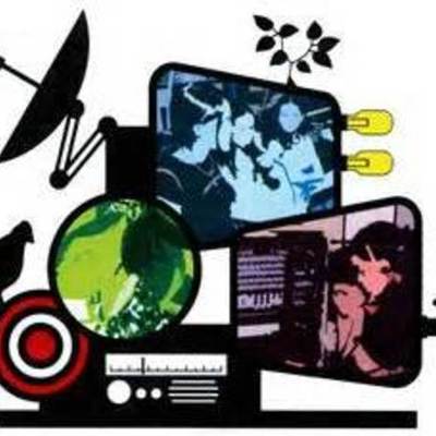 Timeline: Educação e midias: uma relação delicada