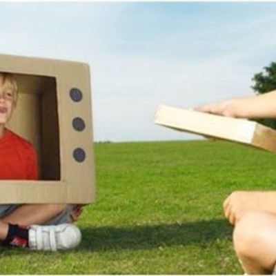 Timeline: Educação e Midias: uma relação delicada