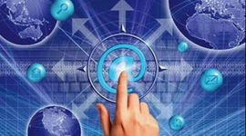 Timeline: Educação e Mídia: Uma Relação Delicada