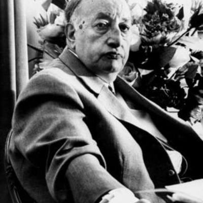 Timeline: Miguel Ángel Asturias