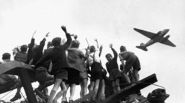 Timeline: The Cold War