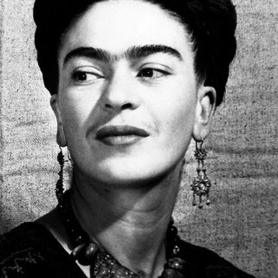 Timeline: Frida Kahlo